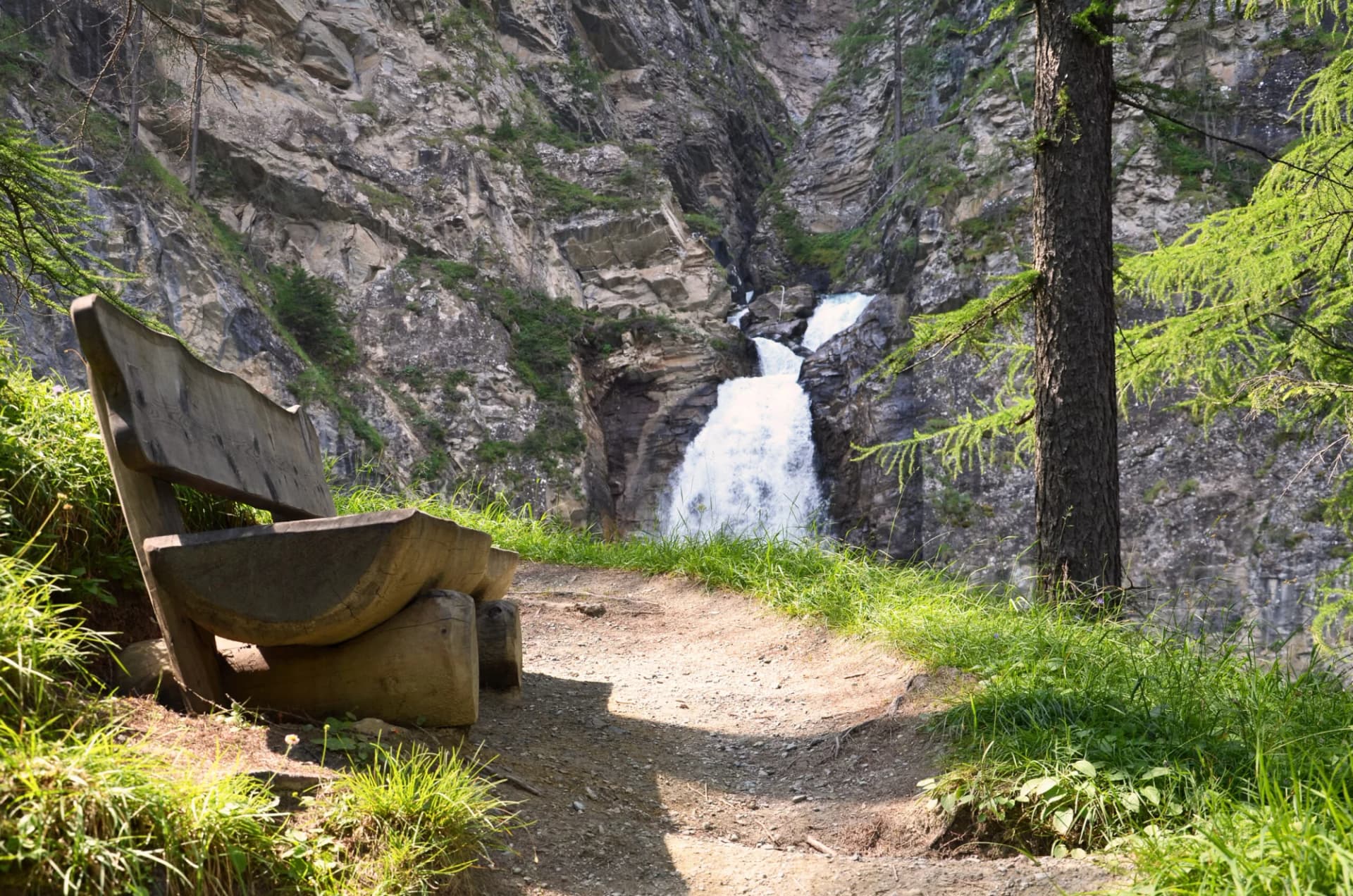 Wasserfall in den bergen